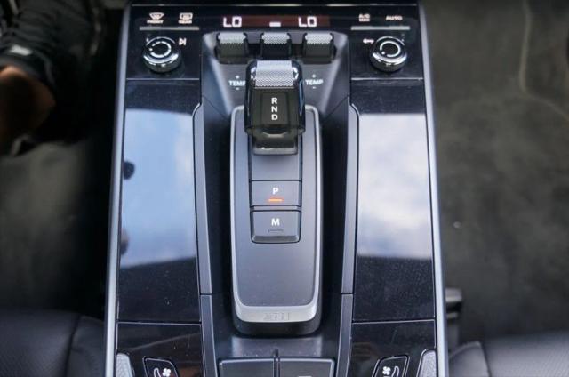 2022 Porsche 911 Carrera 4