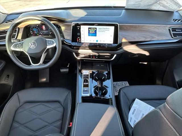 2026 Volkswagen Atlas SE with Technology