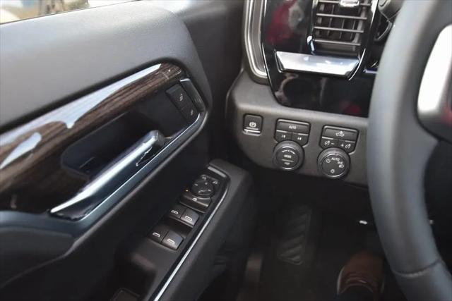 2026 Chevrolet Silverado 1500 4WD Crew Cab Standard Bed LT