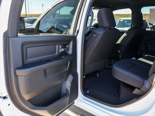 2026 Ram 2500 Black Express Crew Cab 4x4 6'4" Box