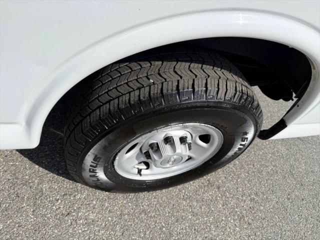 2019 Chevrolet Express Work Van