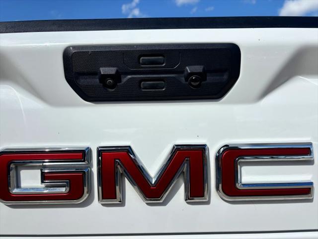 2025 GMC Sierra 1500 2WD Crew Cab Short Box SLT