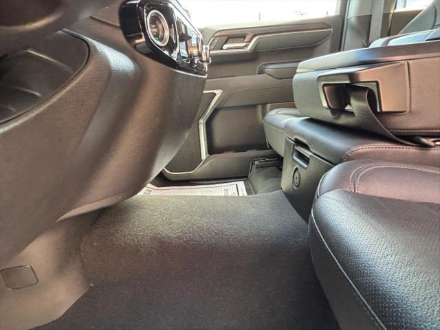 2025 GMC Sierra 1500 2WD Crew Cab Short Box SLT