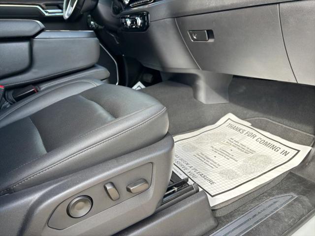 2025 GMC Sierra 1500 2WD Crew Cab Short Box SLT