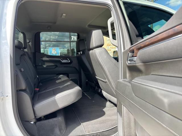 2025 GMC Sierra 1500 2WD Crew Cab Short Box SLT