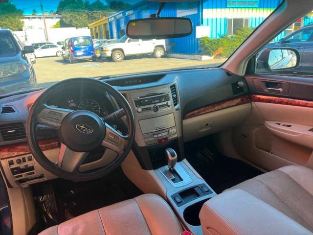 2011 Subaru Outback 2.5i Limited