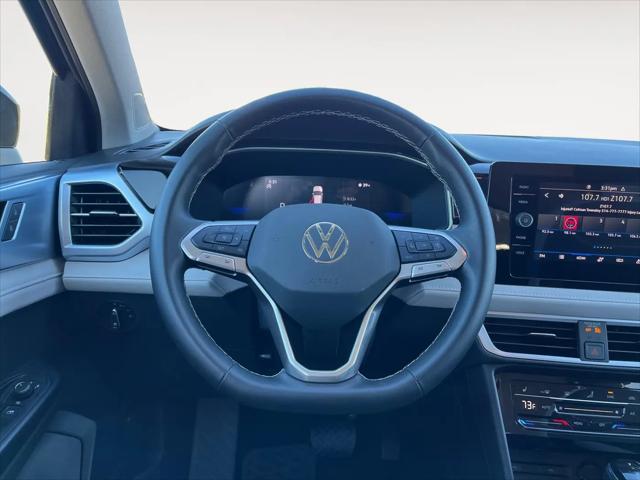 2025 Volkswagen Taos 1.5T SE