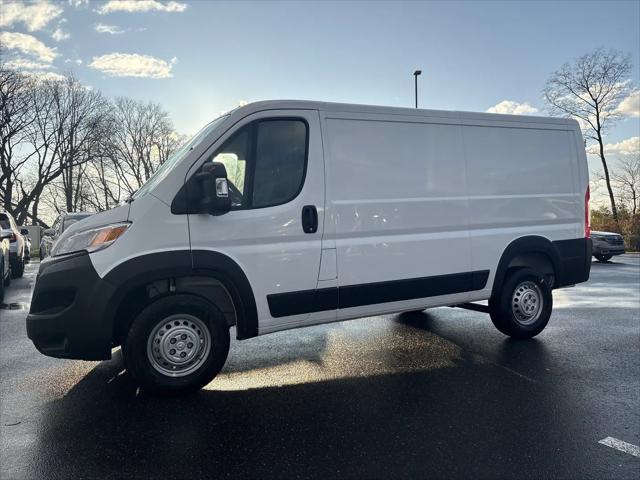 2026 Ram ProMaster Cargo Van Tradesman Low Roof 136" WB w/Pass Seat
