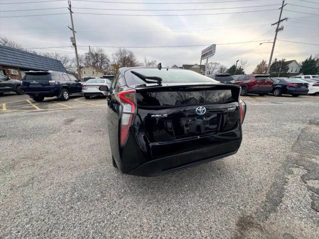 2016 Toyota Prius Two