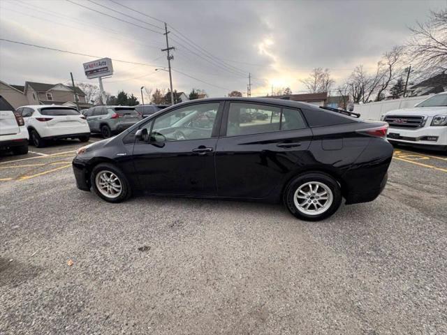 2016 Toyota Prius Two