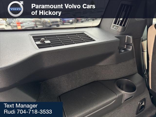 2026 Volvo XC90 Plus, B6 AWD Gas (mild hybrid), Gasoline, Bright, 6 Seats
