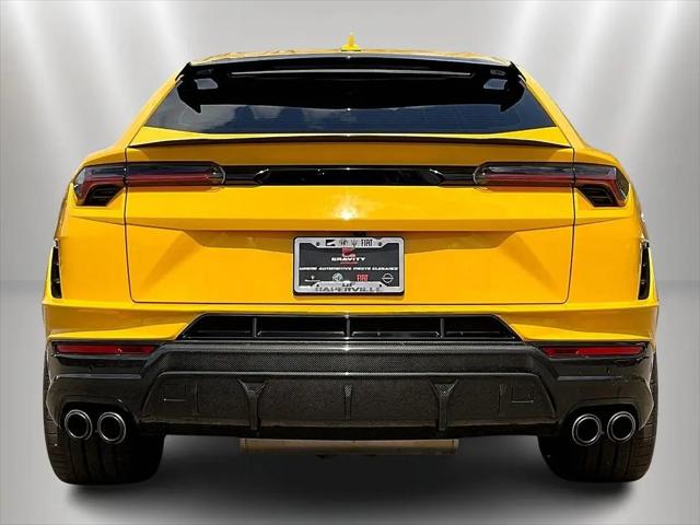 2023 Lamborghini Urus Performante