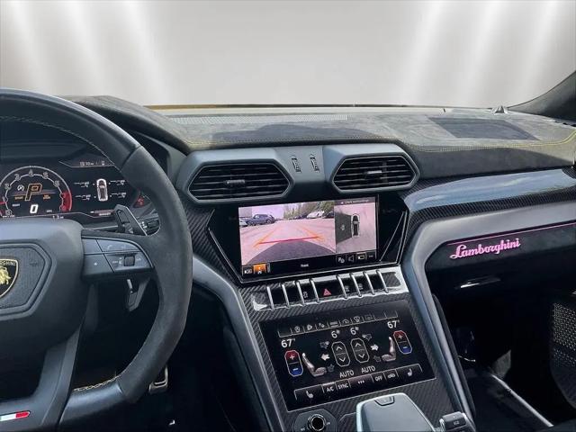 2023 Lamborghini Urus Performante