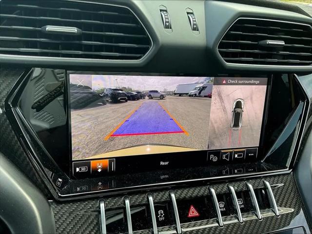 2023 Lamborghini Urus Performante