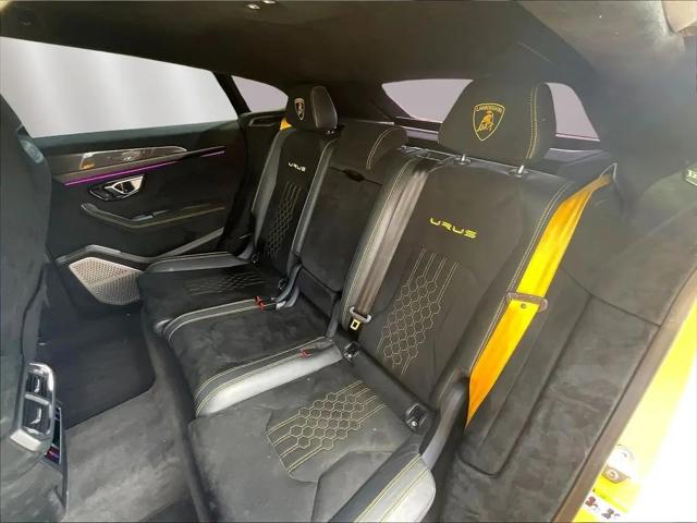 2023 Lamborghini Urus Performante