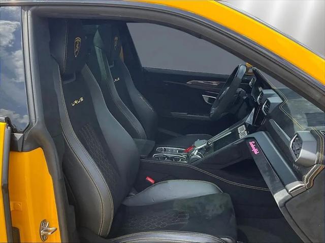 2023 Lamborghini Urus Performante