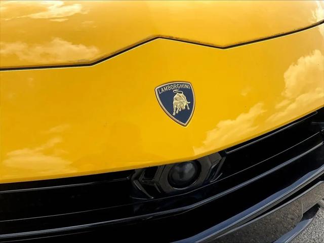 2023 Lamborghini Urus Performante