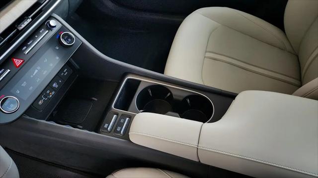 2026 Hyundai Sonata Hybrid SEL