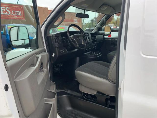 2019 GMC Savana 3500 Work Van