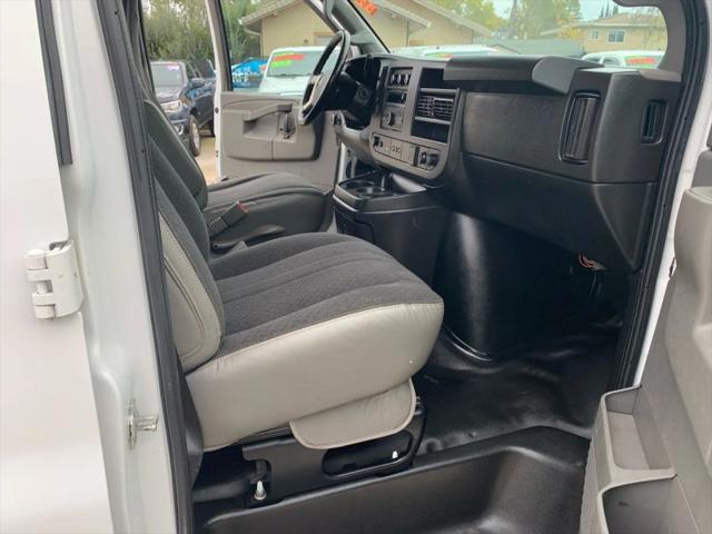 2019 GMC Savana 3500 Work Van