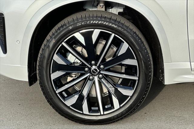 2026 Volvo XC90 Ultra Dark Theme, B6 AWD Gas (mild hybrid), Gasoline, 7 Seats