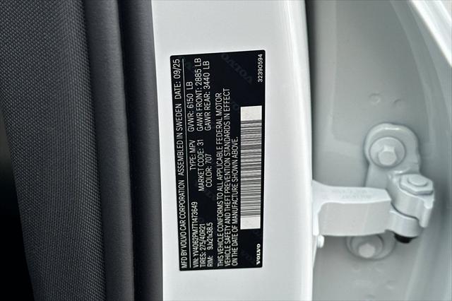 2026 Volvo XC90 Ultra Dark Theme, B6 AWD Gas (mild hybrid), Gasoline, 7 Seats