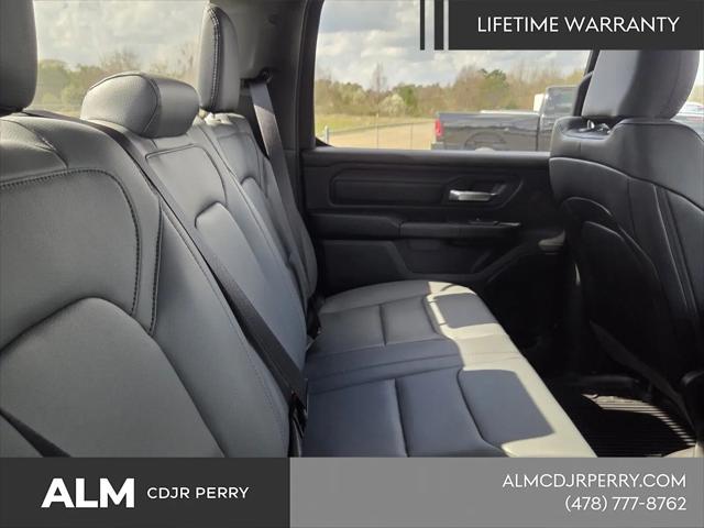 2026 Ram 1500 Tradesman Crew Cab 4x4 5'7" Box