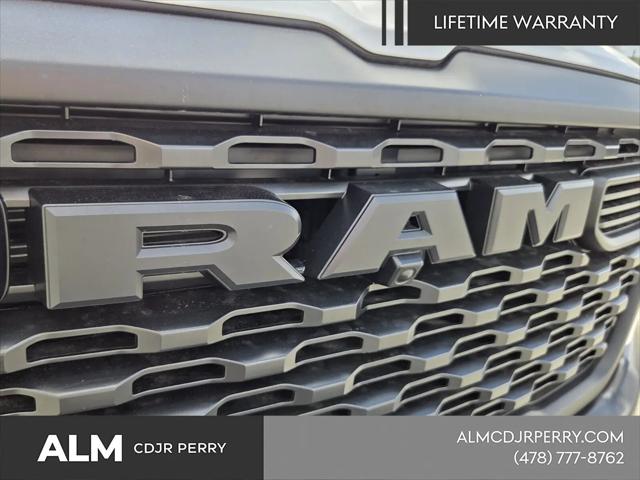 2026 Ram 1500 Tradesman Crew Cab 4x4 5'7" Box