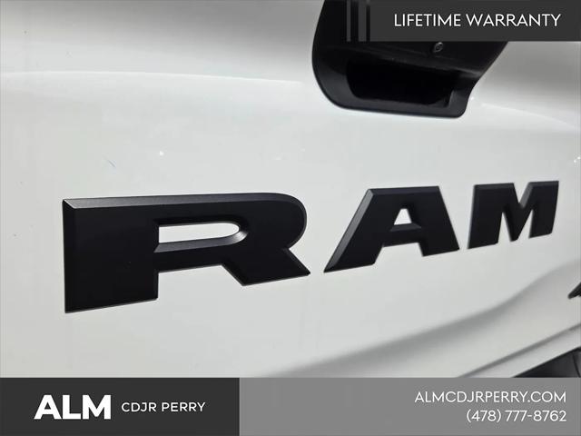 2026 Ram 1500 Tradesman Crew Cab 4x4 5'7" Box