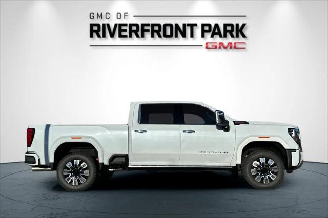 2026 GMC Sierra 2500HD Crew Cab, Standard Bed, Denali, 4WD