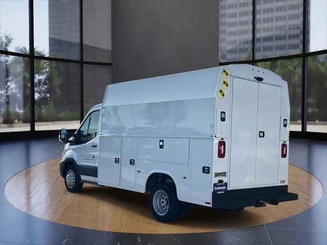 2023 Ford Transit Cutaway Base