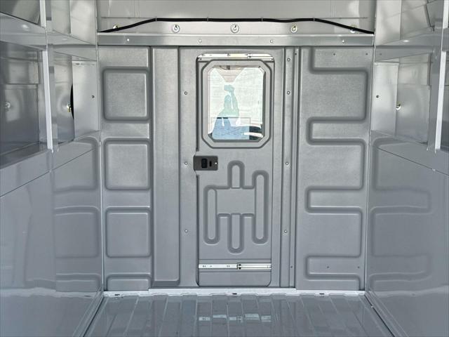 2023 Ford Transit Cutaway Base