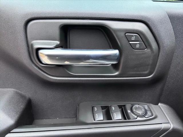 2026 Chevrolet Silverado 1500 4WD Crew Cab Short Bed Custom Trail Boss