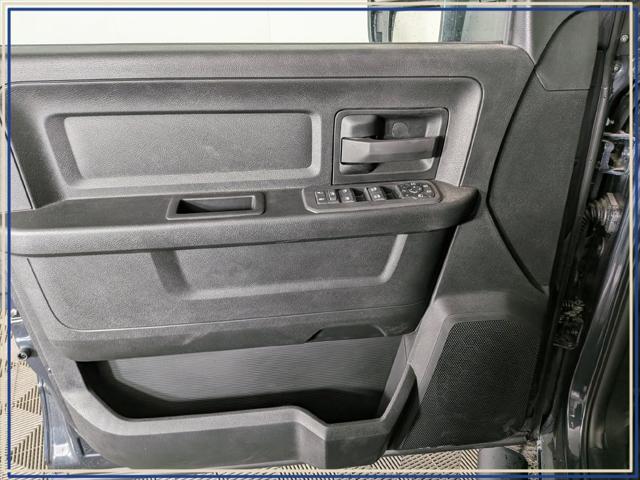 2026 Ram 2500 Black Express Crew Cab 4x4 8 Box