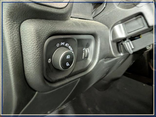 2026 Ram 2500 Black Express Crew Cab 4x4 8 Box