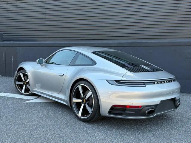 2024 Porsche 911 Carrera