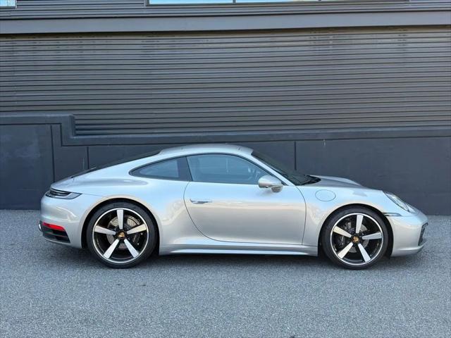 2024 Porsche 911 Carrera