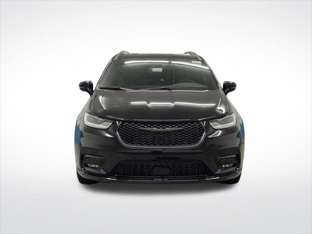 2026 Chrysler Pacifica Limited AWD