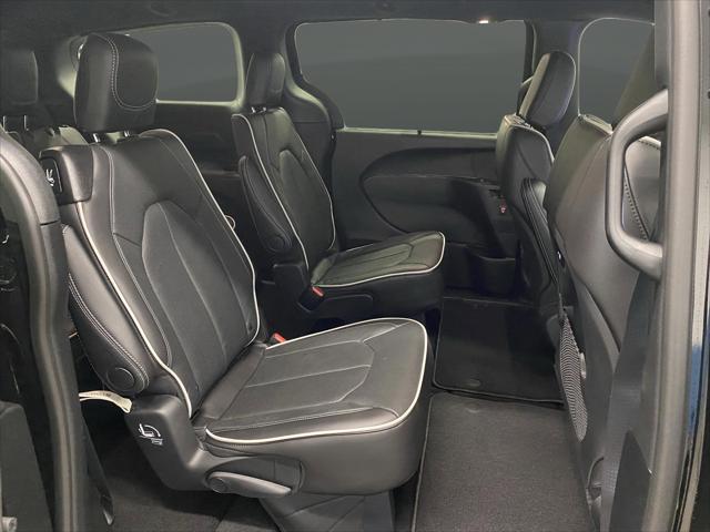 2026 Chrysler Pacifica Limited AWD