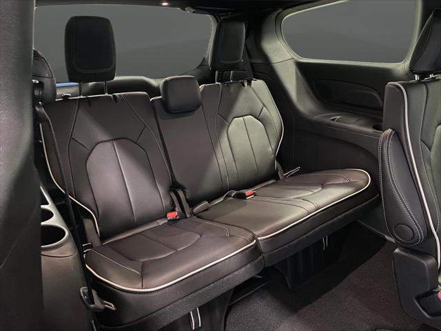 2026 Chrysler Pacifica Limited AWD