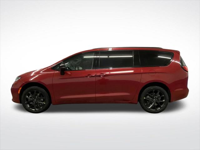 2026 Chrysler Pacifica Limited AWD