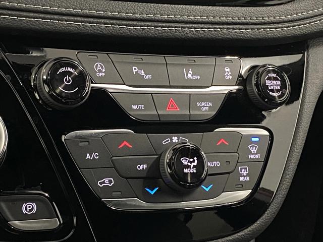 2026 Chrysler Pacifica Limited AWD