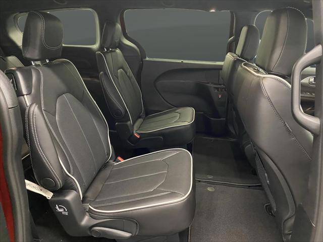 2026 Chrysler Pacifica Limited AWD