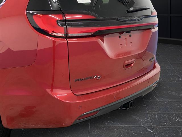 2026 Chrysler Pacifica Limited AWD