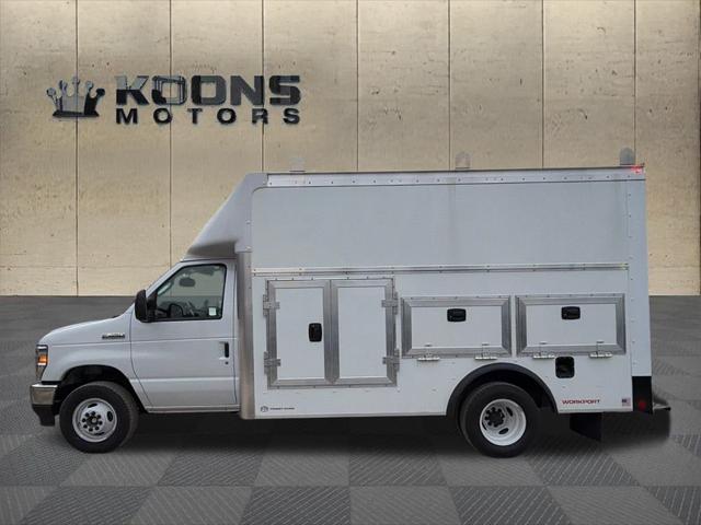 2026 Ford E-450 Cutaway Base
