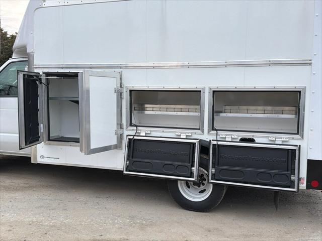 2026 Ford E-450 Cutaway Base