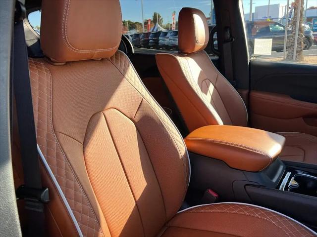 2026 Chrysler Pacifica Pinnacle