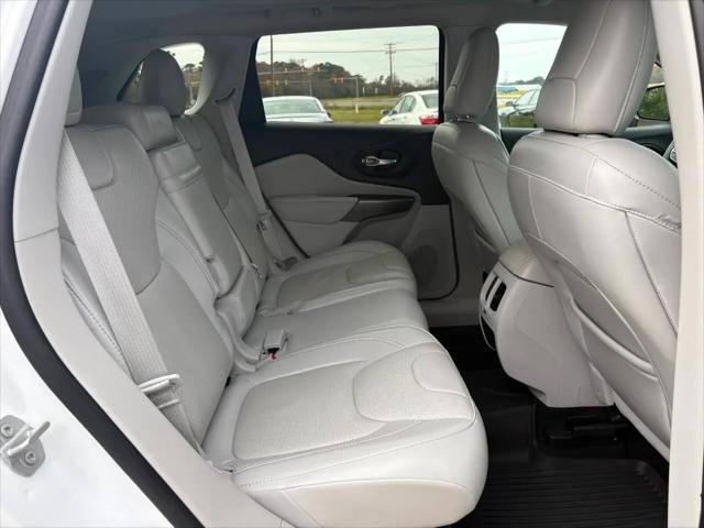 2019 Jeep Cherokee Overland 4x4