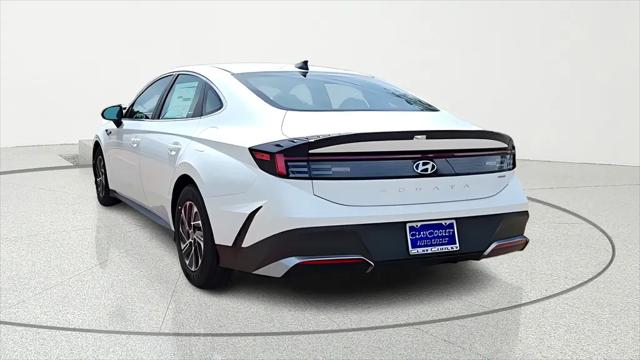 2026 Hyundai Sonata Hybrid Blue