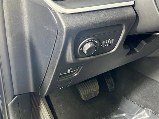 2023 Jeep Grand Cherokee Laredo 4x4